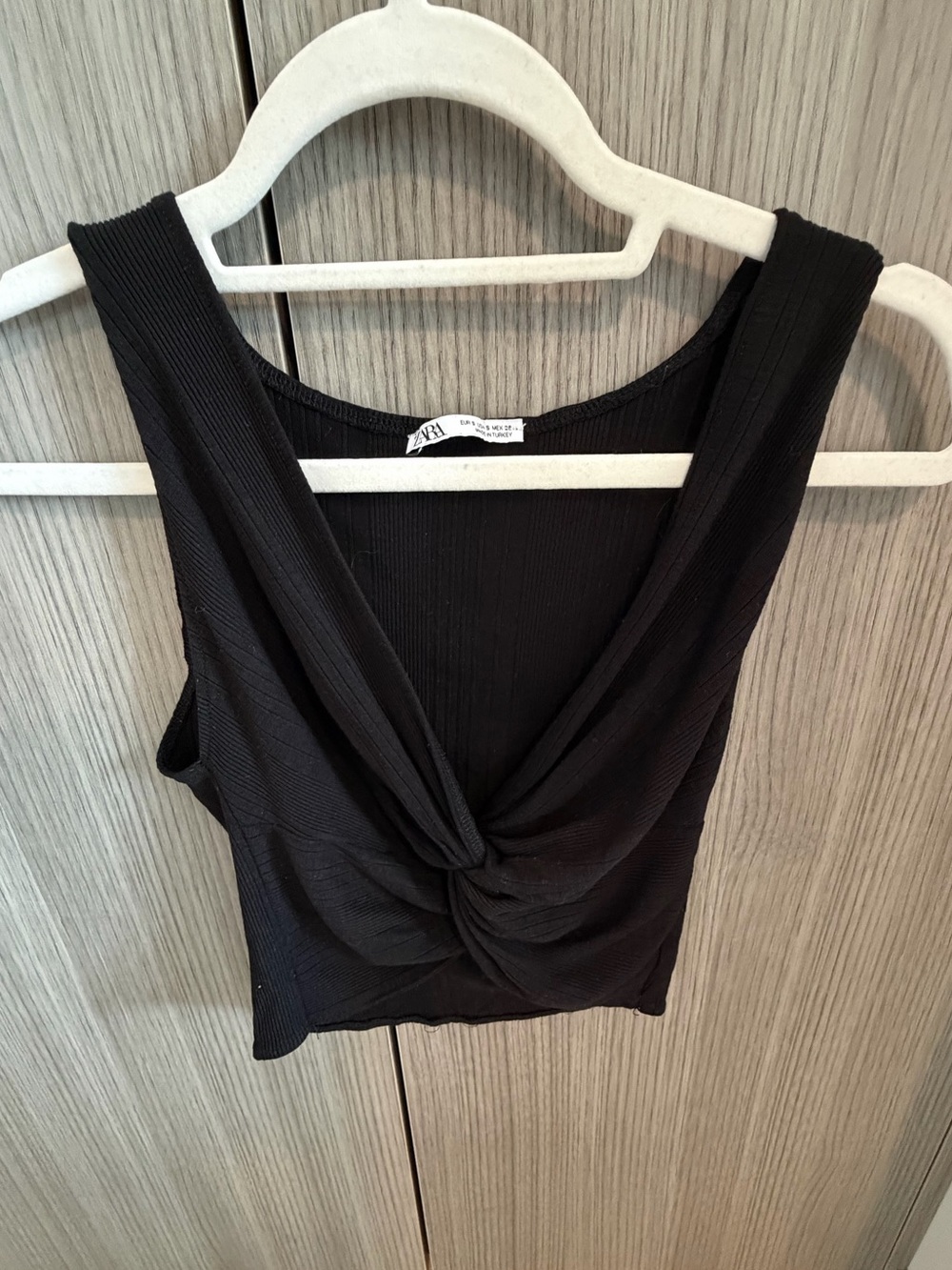 Zara Black Ribbed Twist-Front Crop Tank